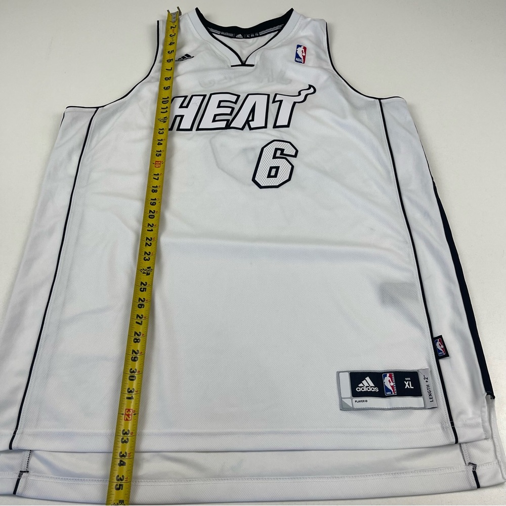 Adidas *Rare* White hot Miami Heat LeBron James Jersey - Picture 6 of 12